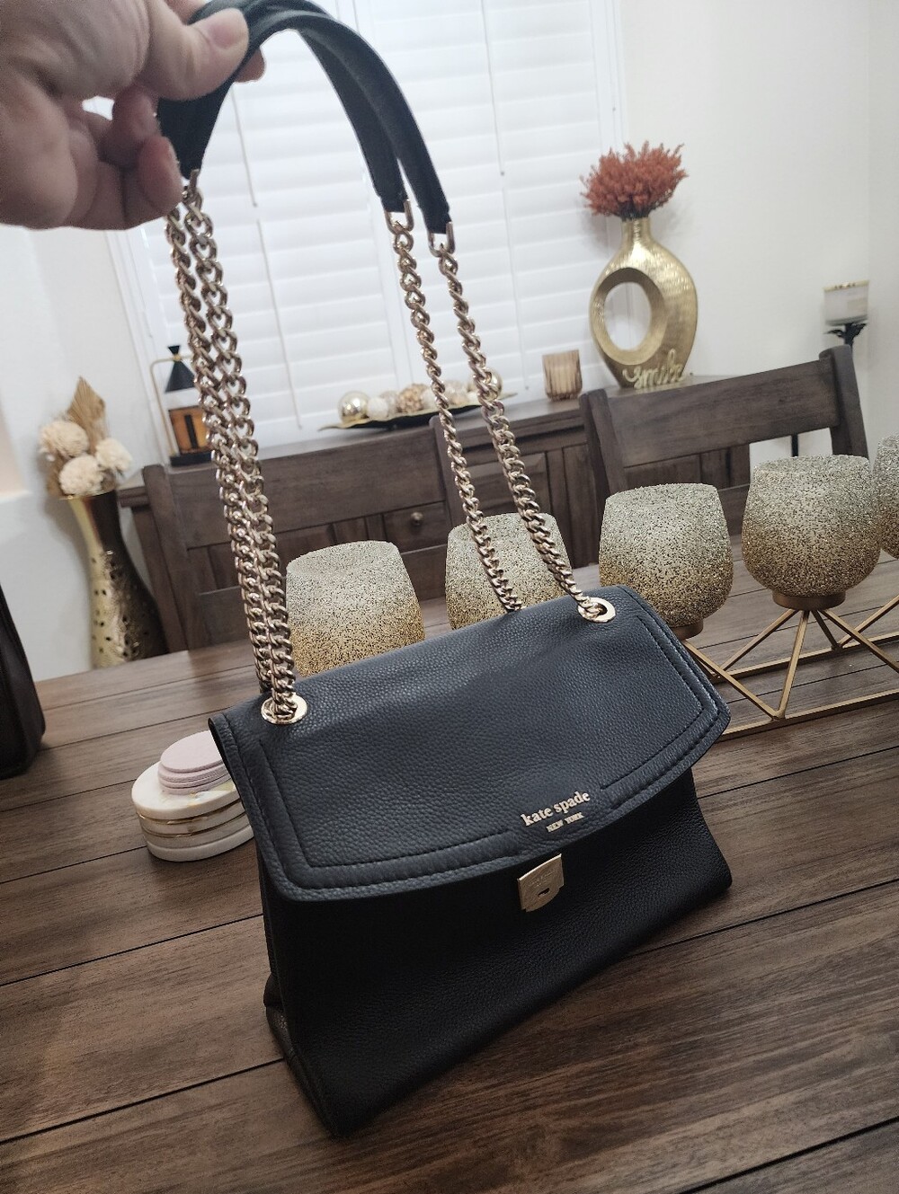 Kate Spade Pebbled Leather Bag With Magnetic Closure & Adjustable Shoulder/cross
